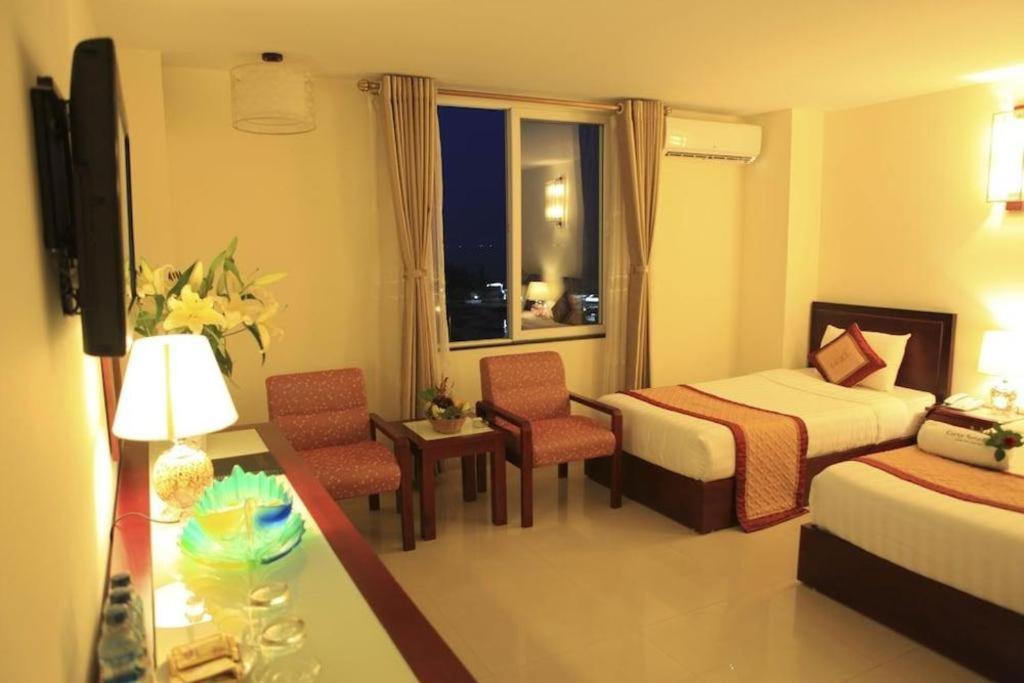 Luxe Hotel Dong Hoi Exterior photo