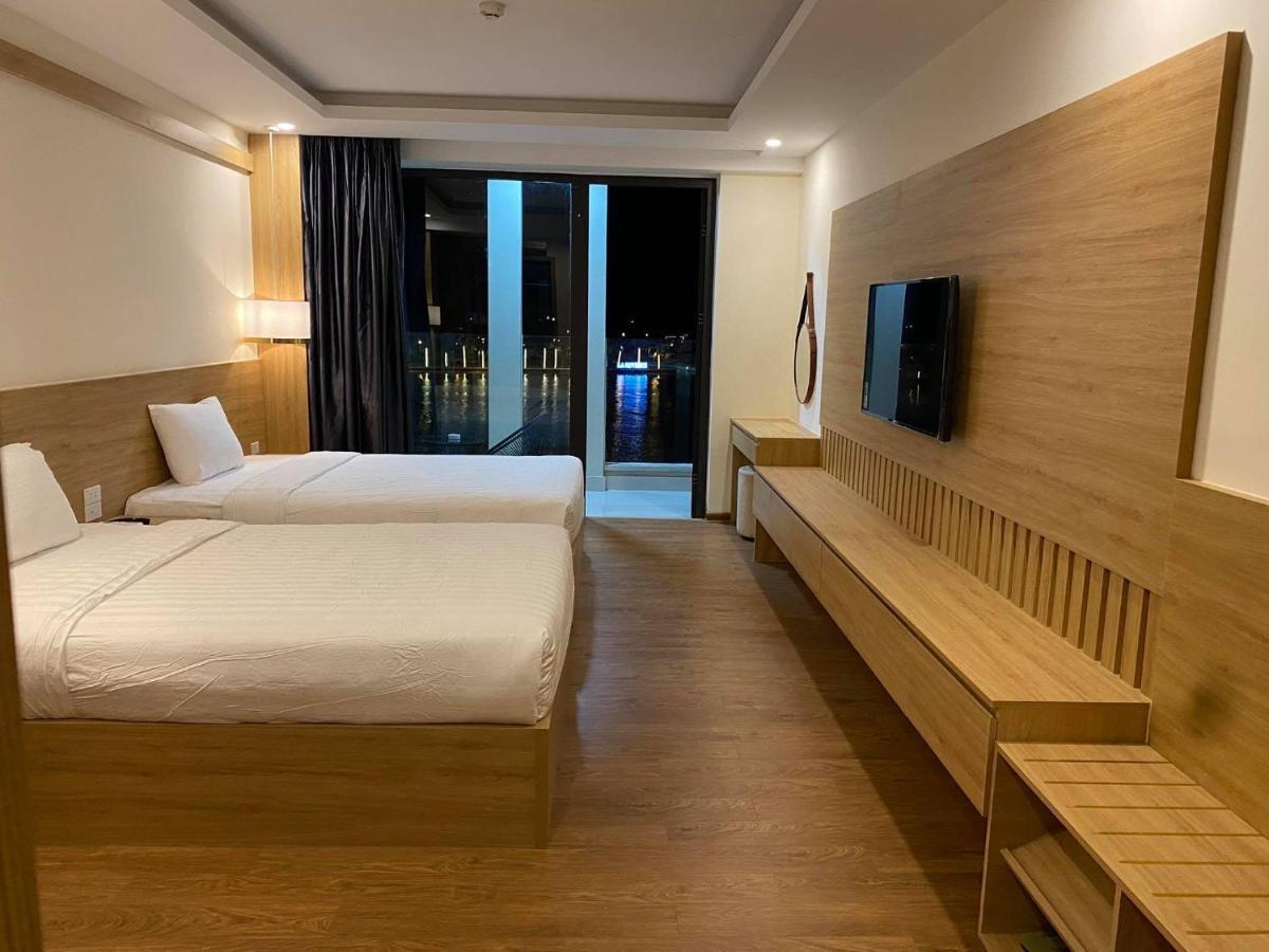 Luxe Hotel Dong Hoi Exterior photo